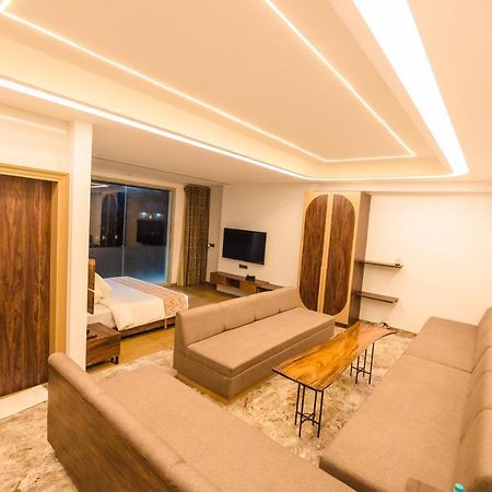 Hotel Mirana , Tinsukia Exteriér fotografie